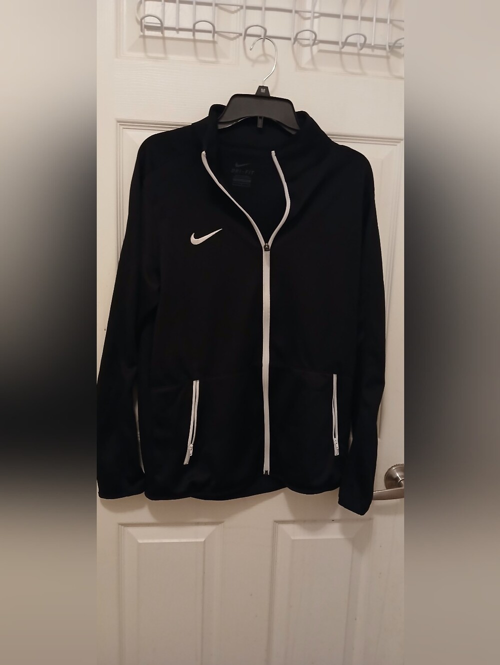 Like New Size L Nike Team Rivelry Dri-Fit Full Zip Up